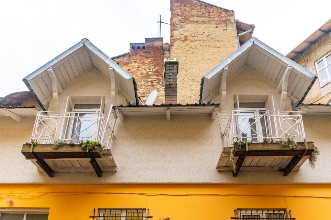 Apartment In The Heart Of Lwów Zewnętrze zdjęcie